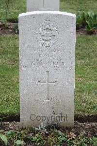 Hanover War Cemetery - West, Brian