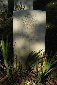 Caterpillar Valley Cemetery Longueval - Armstead, E