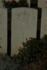 Caterpillar Valley Cemetery Longueval - Bailey, W H