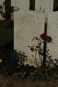 Caterpillar Valley Cemetery Longueval - Bamford, L G