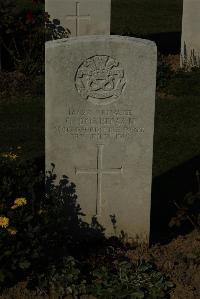 Caterpillar Valley Cemetery Longueval - Boardman, G