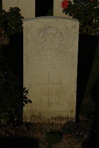 Caterpillar Valley Cemetery Longueval - Bridgeford, G