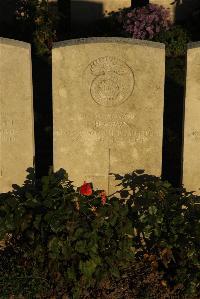 Caterpillar Valley Cemetery Longueval - Brown, J