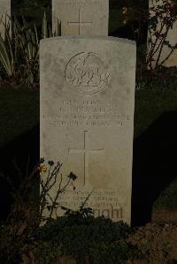 Caterpillar Valley Cemetery Longueval - Buckley, Clifford Raymond