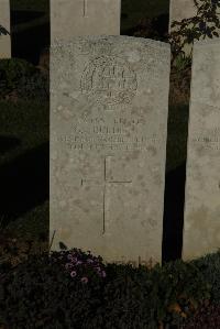 Caterpillar Valley Cemetery Longueval - Burdett, G F