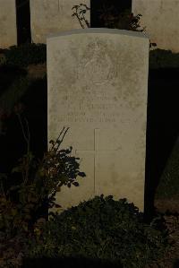 Caterpillar Valley Cemetery Longueval - Burgess, C J