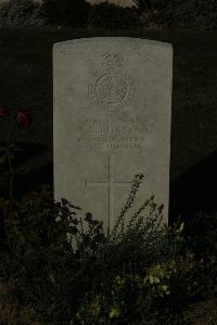 Caterpillar Valley Cemetery Longueval - Burston, G E