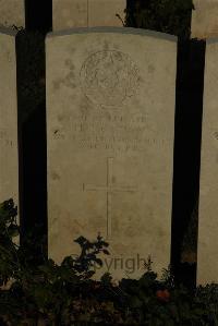 Caterpillar Valley Cemetery Longueval - Carson, H J