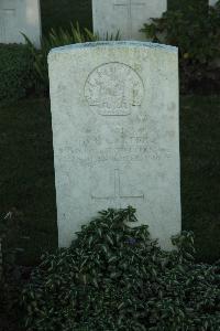 Caterpillar Valley Cemetery Longueval - Carter, Arthur Bertie