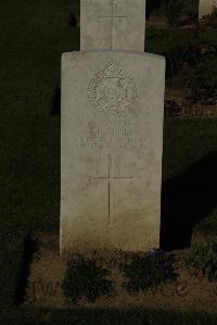 Caterpillar Valley Cemetery Longueval - Clark, W H