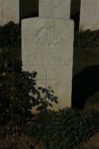 Caterpillar Valley Cemetery Longueval - Clayton, F