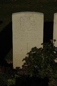 Caterpillar Valley Cemetery Longueval - Clough, Thomas Walton