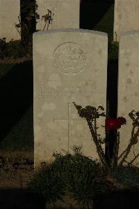 Caterpillar Valley Cemetery Longueval - Cook, A