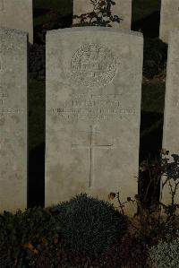 Caterpillar Valley Cemetery Longueval - Dannock, R H