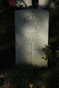 Caterpillar Valley Cemetery Longueval - Davies, Jenkin Stanley