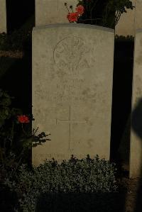 Caterpillar Valley Cemetery Longueval - Davies, Leslie