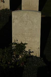 Caterpillar Valley Cemetery Longueval - Dawkins, C