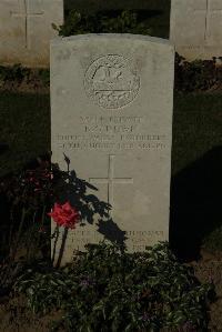 Caterpillar Valley Cemetery Longueval - Down, B G