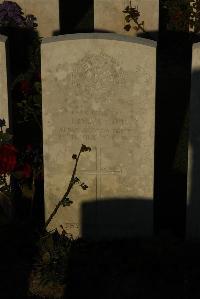 Caterpillar Valley Cemetery Longueval - Drysdale, Joseph