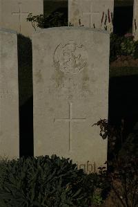 Caterpillar Valley Cemetery Longueval - Eades, J