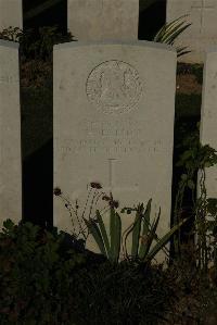 Caterpillar Valley Cemetery Longueval - Elliot, H