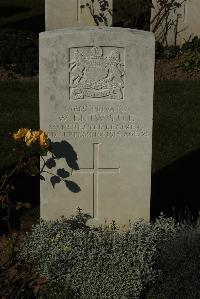 Caterpillar Valley Cemetery Longueval - Entwistle, W