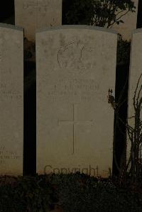 Caterpillar Valley Cemetery Longueval - Ferguson, J