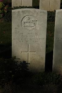 Caterpillar Valley Cemetery Longueval - Gallagher, D