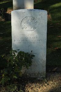 Caterpillar Valley Cemetery Longueval - Gentner, William