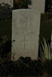 Caterpillar Valley Cemetery Longueval - Gibson, W P