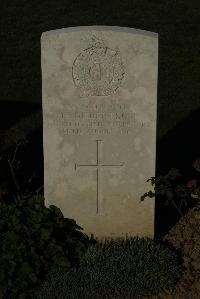 Caterpillar Valley Cemetery Longueval - Gilbertson, R