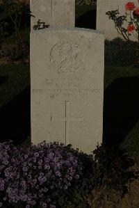 Caterpillar Valley Cemetery Longueval - Gillet, W C