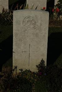 Caterpillar Valley Cemetery Longueval - Goble, M