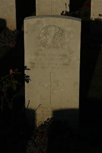 Caterpillar Valley Cemetery Longueval - Gordon, Thomas