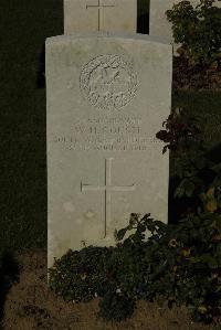 Caterpillar Valley Cemetery Longueval - Gough, W H