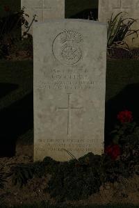 Caterpillar Valley Cemetery Longueval - Goulding, J