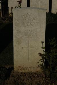 Caterpillar Valley Cemetery Longueval - Gray, S C