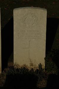 Caterpillar Valley Cemetery Longueval - Grimme, E H F