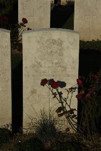 Caterpillar Valley Cemetery Longueval - Guthrie, D