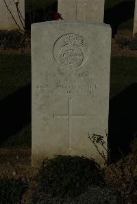 Caterpillar Valley Cemetery Longueval - Hall, T