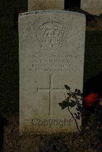 Caterpillar Valley Cemetery Longueval - Hammond, Harry