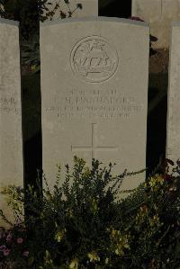 Caterpillar Valley Cemetery Longueval - Hannaford, C M