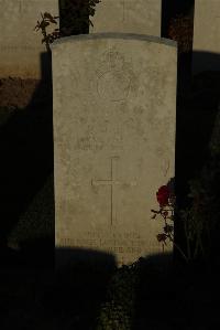 Caterpillar Valley Cemetery Longueval - Harle, Fred