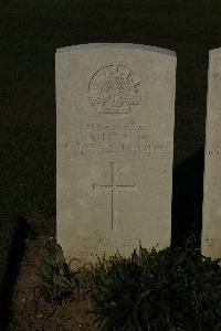 Caterpillar Valley Cemetery Longueval - Harrison, Ivan Hartlett