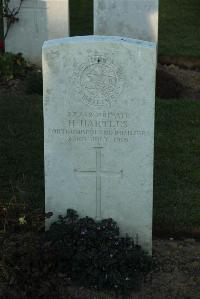 Caterpillar Valley Cemetery Longueval - Hartles, H