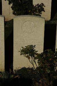 Caterpillar Valley Cemetery Longueval - Heading, Percy John