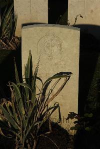 Caterpillar Valley Cemetery Longueval - Heal, A A