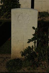 Caterpillar Valley Cemetery Longueval - Herbert, H