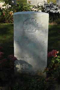 Caterpillar Valley Cemetery Longueval - Hood, Edward Duncan