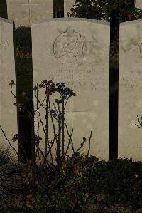 Caterpillar Valley Cemetery Longueval - Hughes, Christopher Henry